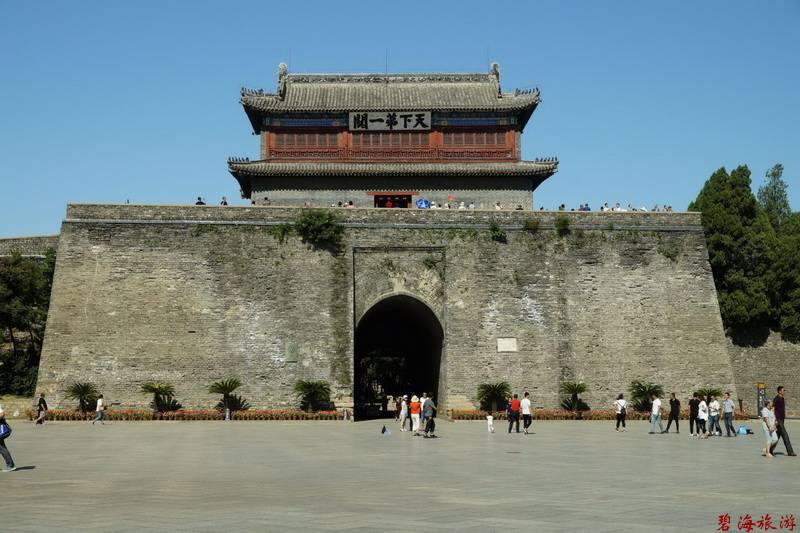 超值“山海關(guān)十年暢游卡”（包含天下第一關(guān)、老龍頭、角山、長(zhǎng)壽山、孟姜女廟等九大景區(qū)）